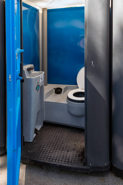 Best Porta potty rental near me  in Columbia City, IN